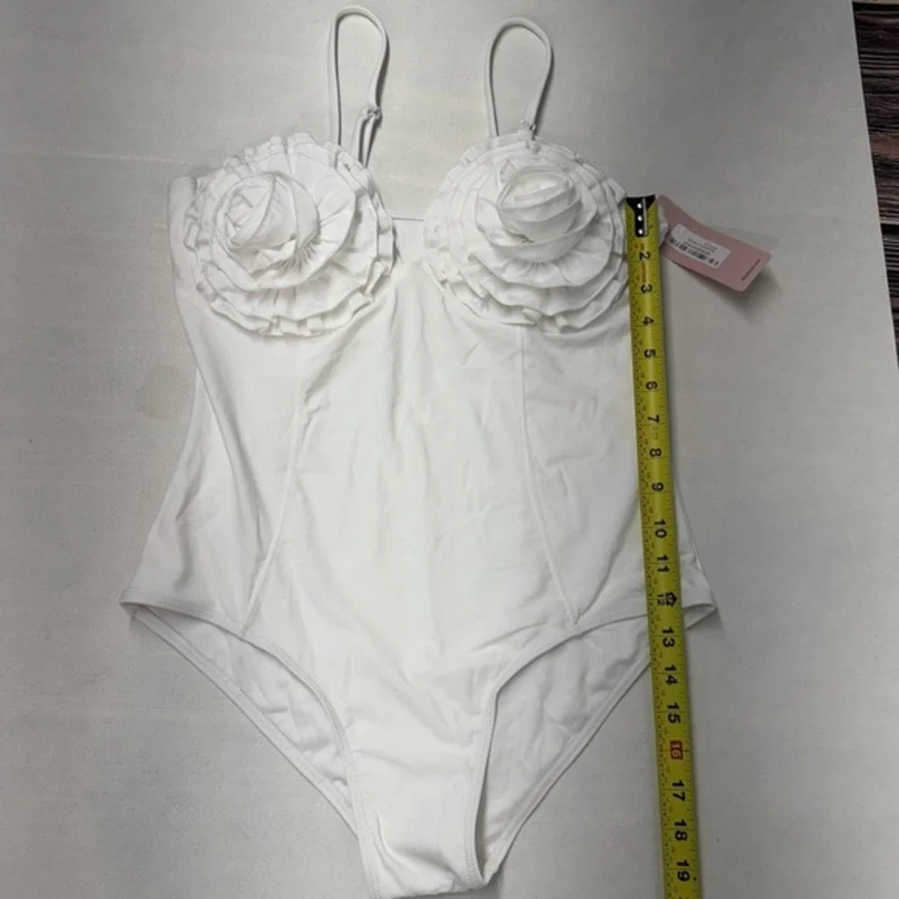 Womens Rosette M One Piece Swimsuit Swimwear‎ Bathing Suit Beach Resort White